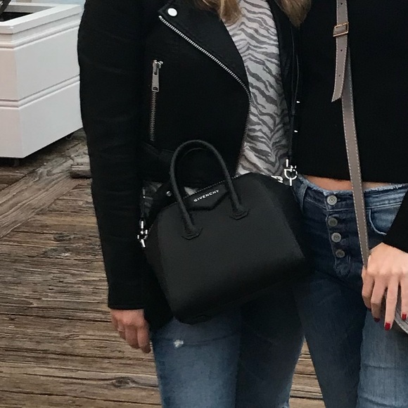 Givenchy Antigona Mini - Picture 4 of 4